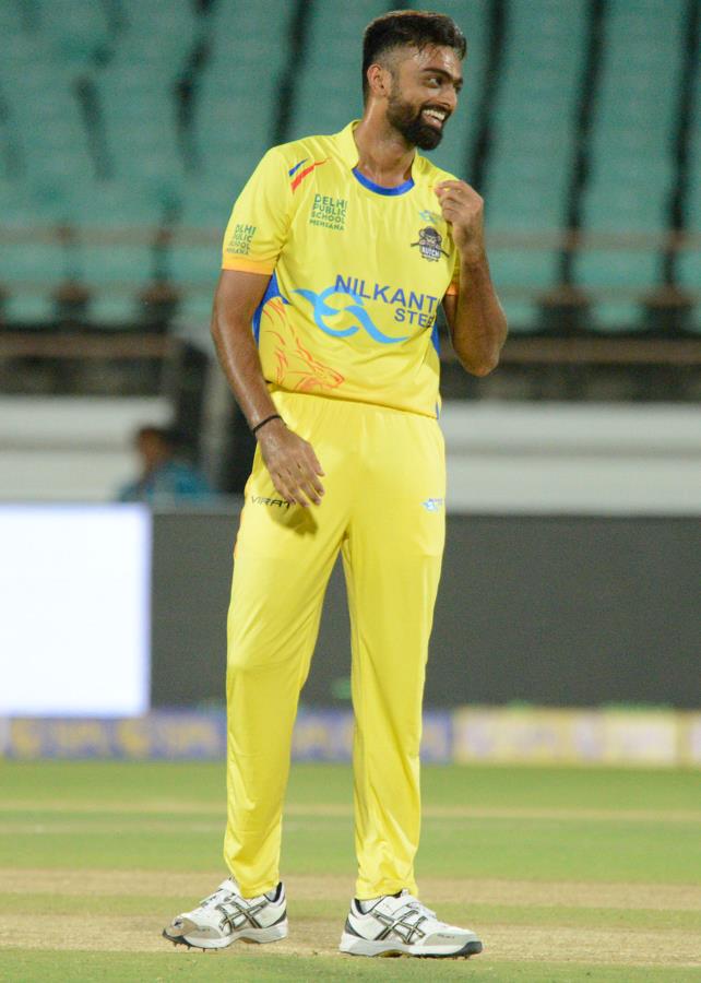 Match 10 - Zalawad Royals Vs Kutch Warriors
